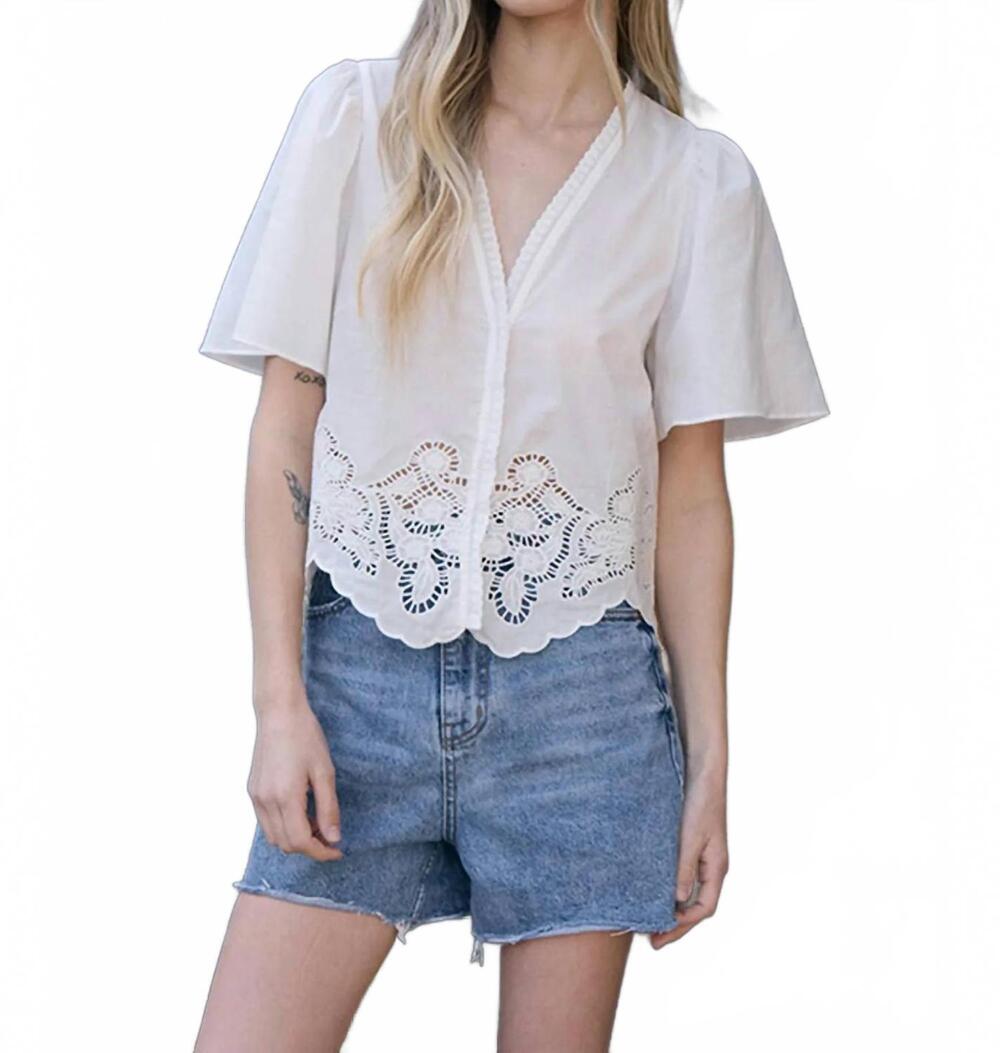 NEW RAISONNEL embroidered scallop hem puff sleeve blouse in white